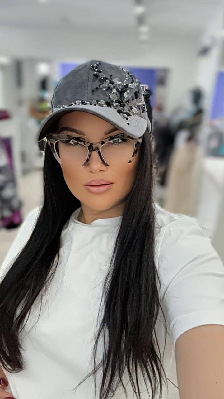 23 (2)